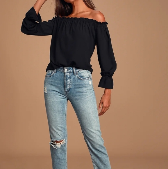 Black Off the Sholder Long Sleeve Pheasant Top - Picture 2 of 9